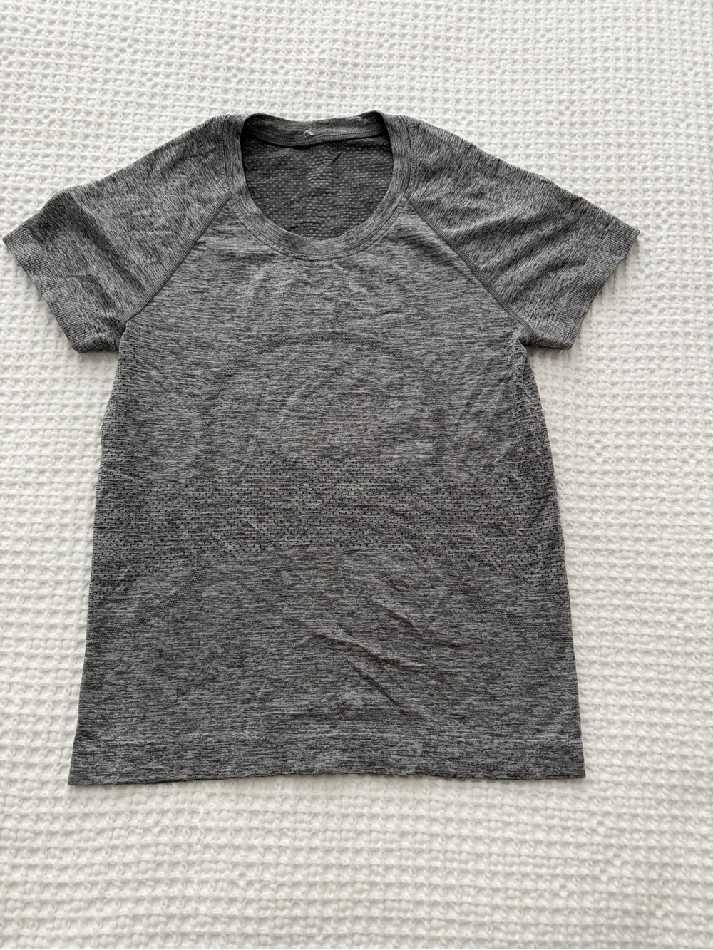 lululemon athletica Women's Short Sleeve Heather Charcoal Tee